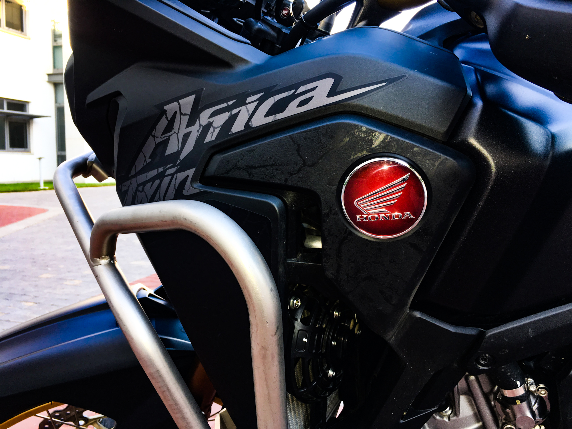 1. Honda Africa Twin CRF1000L Manual